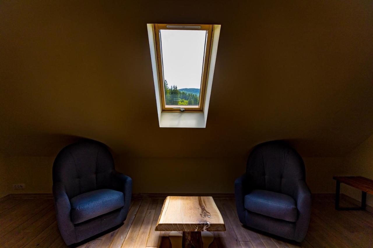 Casa Iustin Otel Moroeni Dış mekan fotoğraf