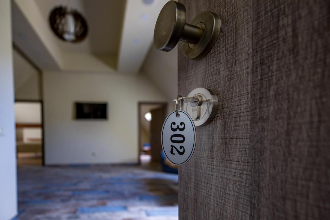 Casa Iustin Otel Moroeni Dış mekan fotoğraf