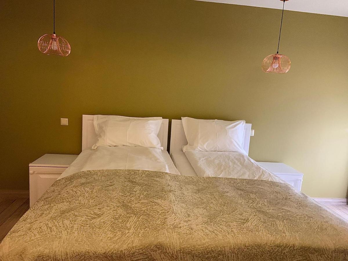 Casa Iustin Otel Moroeni Dış mekan fotoğraf